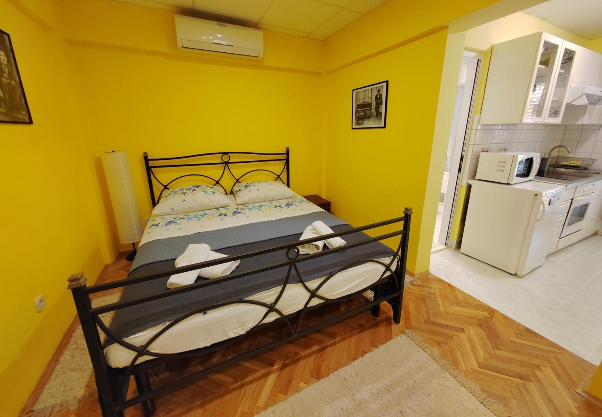 Apartments Gareta Gradac  Buitenkant foto