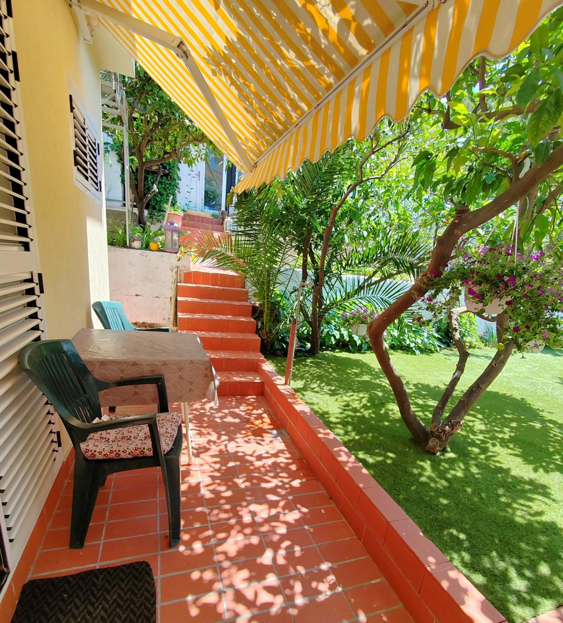 Apartments Gareta Gradac  Buitenkant foto