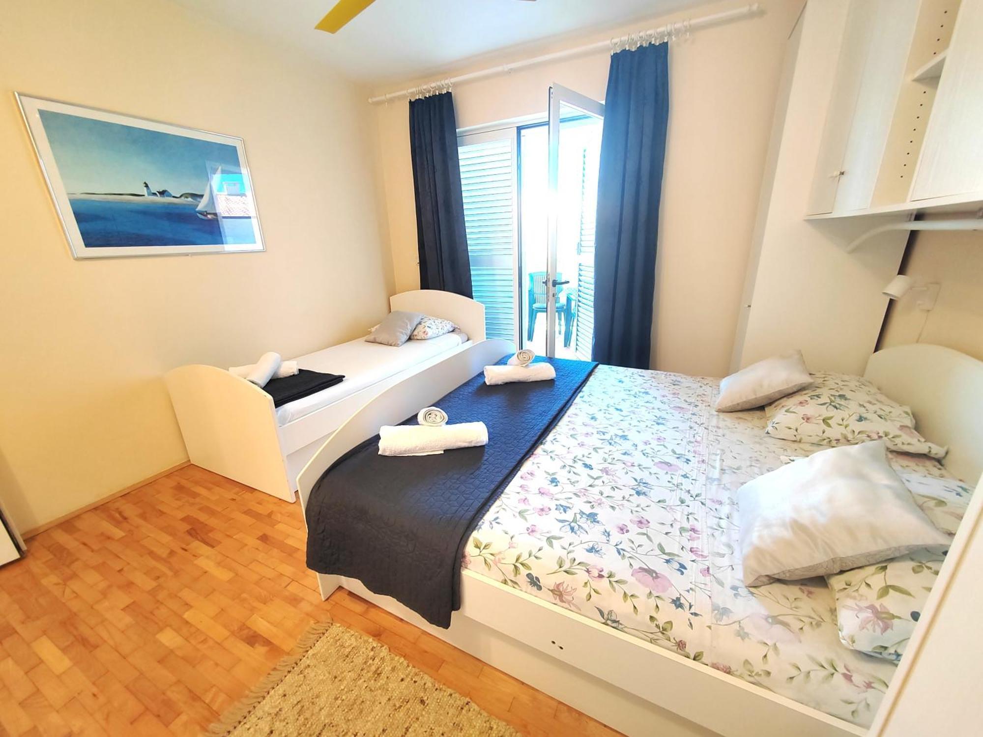 Apartments Gareta Gradac  Buitenkant foto