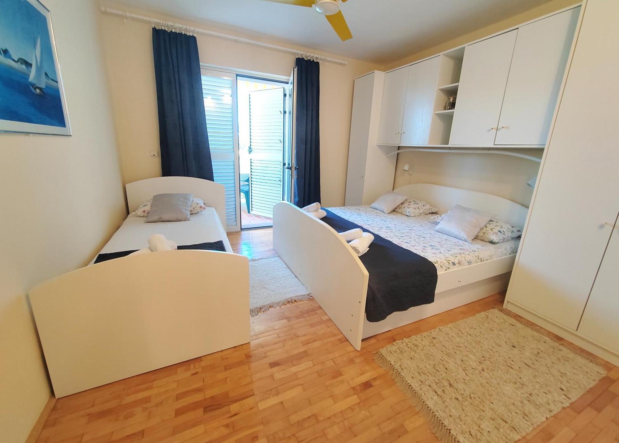 Apartments Gareta Gradac  Buitenkant foto